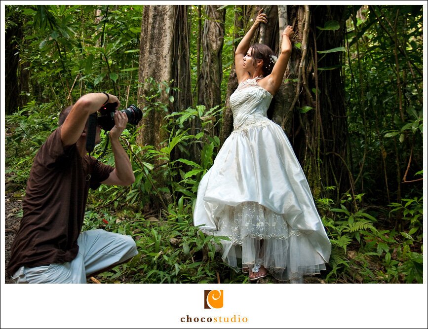 Behind the scenes of Trash the dress photo